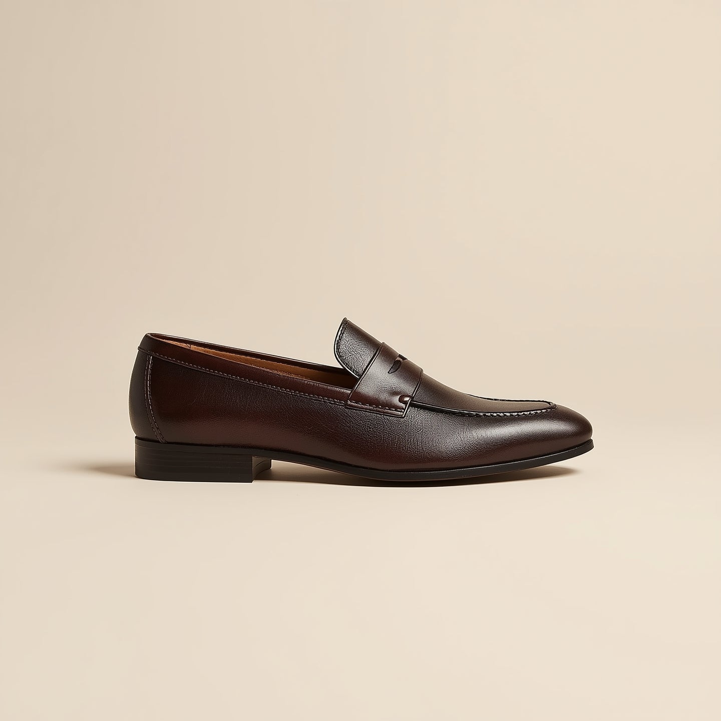 Classic Women’s Leather Loafers – Stylish & Comfortable Slip-On Shoes