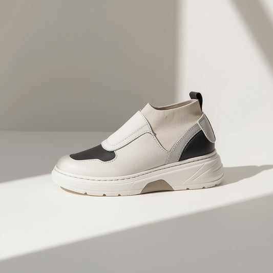 Casual Women’s Slip-On Sneakers – Comfortable & Easy-Wear Shoes